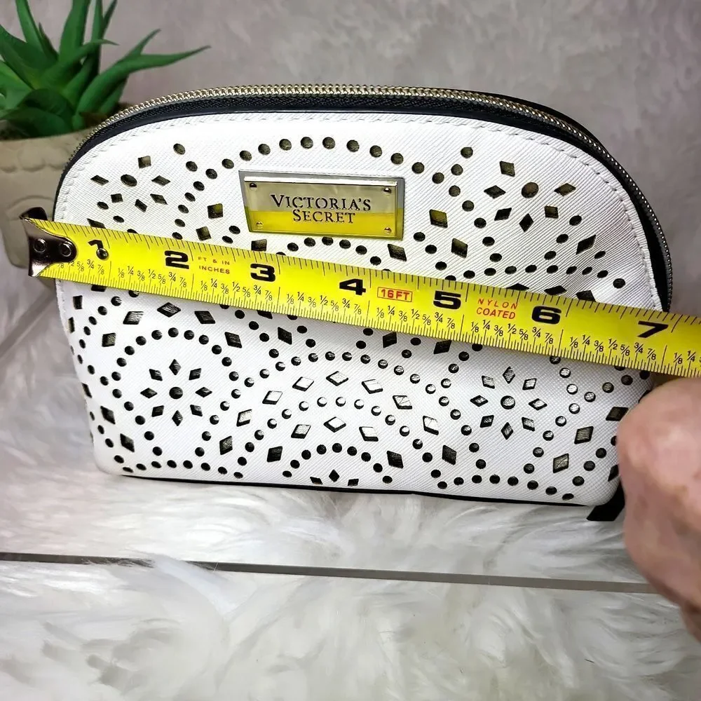 Victoria's secret makeup bag EUC! white&gold like new!